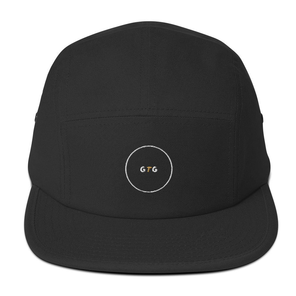 GTG GTG 5-Panel Camp 5-panel cap in Black with embroidered logo, front view